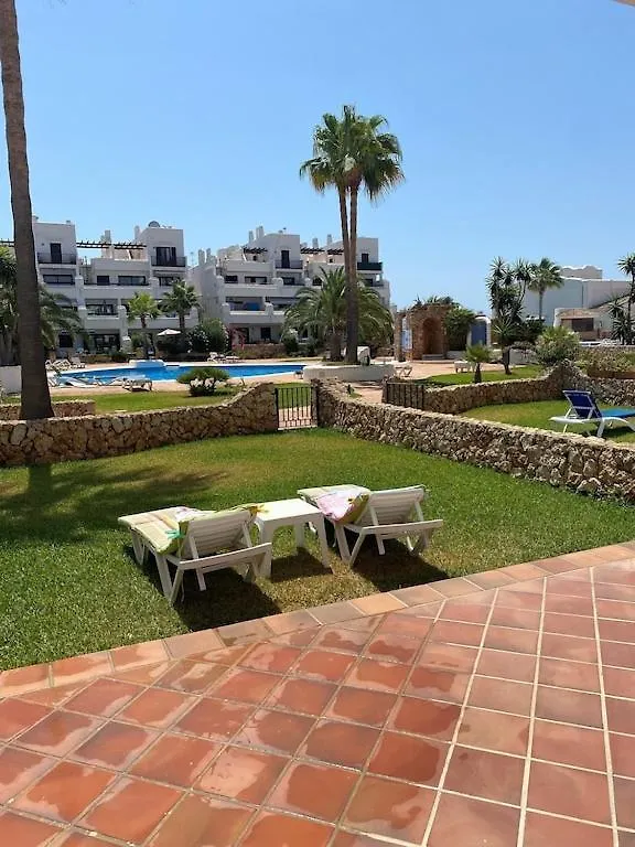 Marina Dor - Cala Egos- Sunny Ground Floor Apartment With Large Garden Cala d'Or  0*, Cala d'Or (Mallorca)