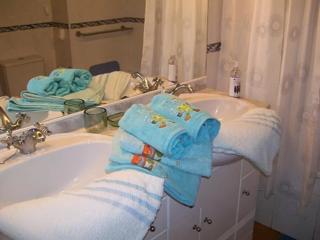 Marina Dor - Cala Egos- Sunny Ground Floor Apartment With Large Garden Cala D´Or